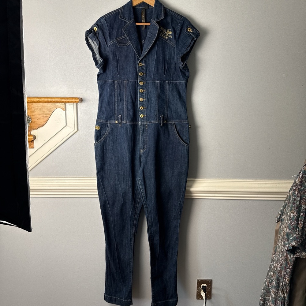 Vintage y2k Mecca Femme Blue Denim Button Detail Top with Gold Hardware. Size 18